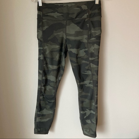 Athleta Camo Ultimate Leggings - Picture 5 of 9